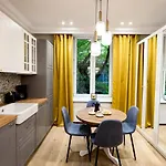 Apartament Native Nowowiejska 9