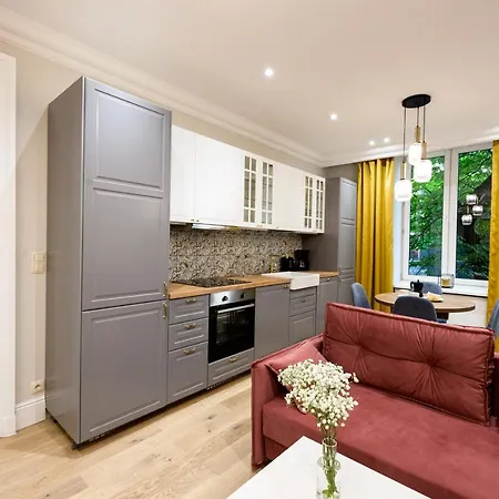 Native Nowowiejska 9